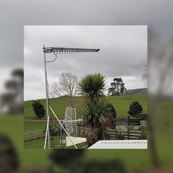Poynting-provides-higher-internet-speeds-and-fixed-wireless-access-reliability-in-rural-wainui-Auckland-NZ.jpg